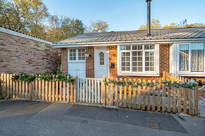 2 Bedroom Bungalow For Sale In Madingley, Bracknell, Berkshire, RG12