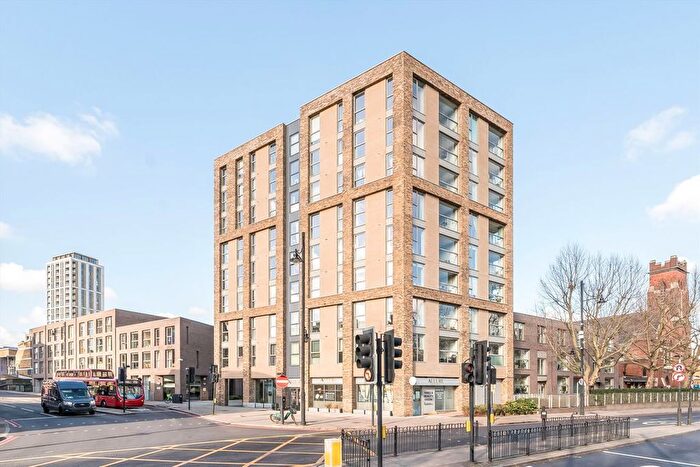 1 Bedroom Flat To Rent In Stockwell Park Walk, Brixton, SW9