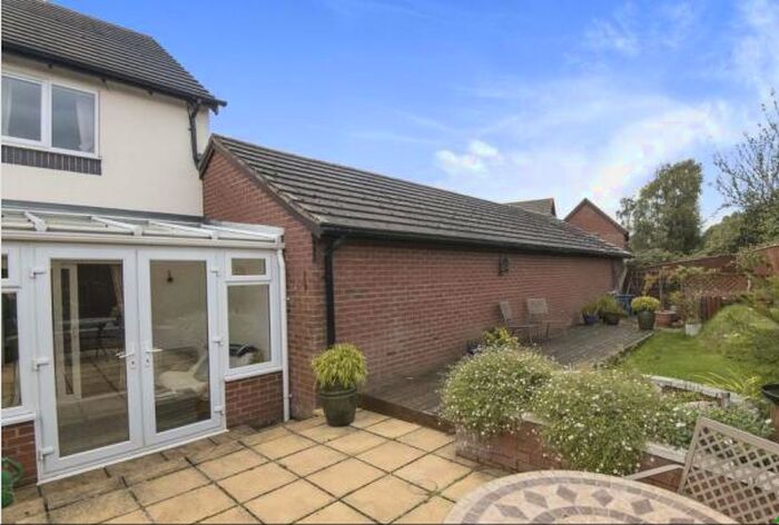 2 Bedroom House To Rent In Membury Close, Exeter, EX1