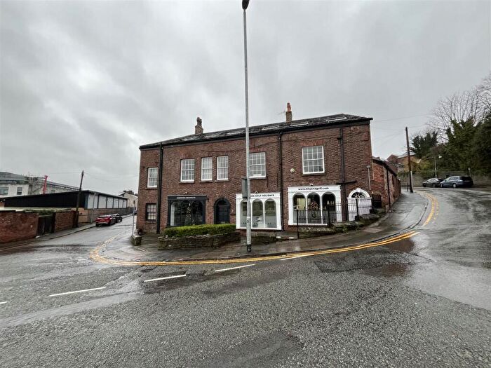 2 Bedroom Apartment To Rent In Waters Green, Macclesfield, SK11
