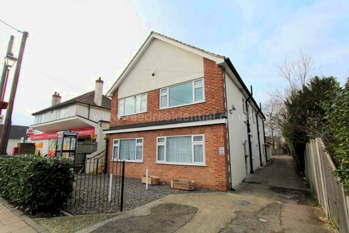 2 Bedroom Apartment To Rent In Ferry Road, Hullbridge, SS5