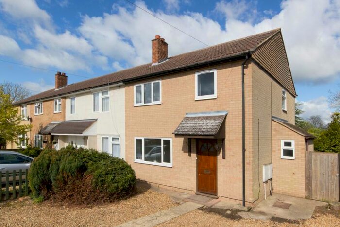 3 Bedroom Semi-Detached House To Rent In Macaulay Avenue, Great Shelford, Cambridge, CB22
