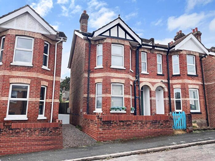3 Bedroom Semi-Detached House For Sale In Winton, Bournemouth * In Need Of Modernisation*, BH9