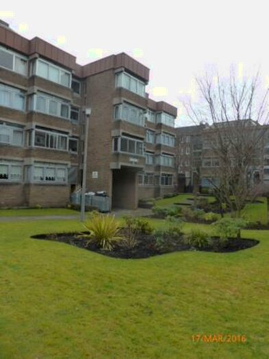 Studio To Rent In Onslow Court At Lethington Avenue, G41