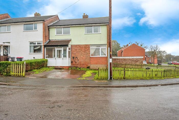 3 Bedroom End Of Terrace House For Sale In Waverton Avenue, Tamworth, B79