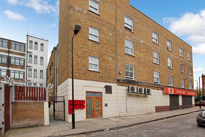 2 Bedroom Flat To Rent In Kings Arms Court, London, E1