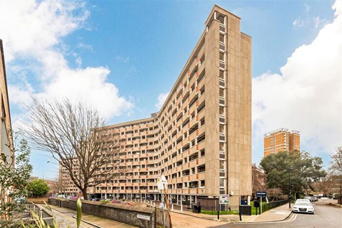 1 Bedroom Flat To Rent In Diss Street, Diss Street, E2