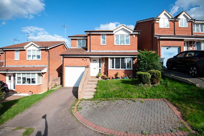 4 Bedroom Detached House For Sale In Haddon Close, Wellingborough, NN8
