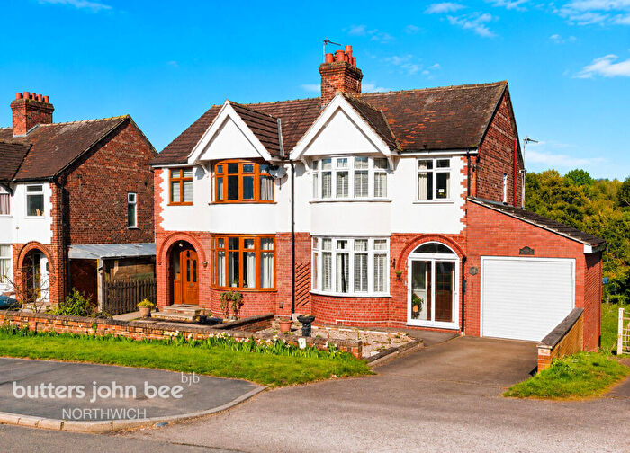 3 Bedroom Semi-Detached House For Sale In Manchester Road, Northwich, CW9