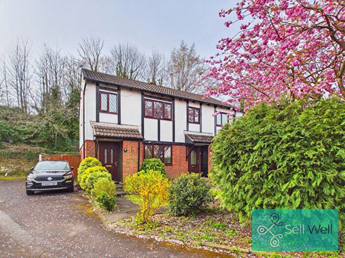 3 Bedroom End Of Terrace House For Sale In Brodie Close, Eccles, Manchester, M30