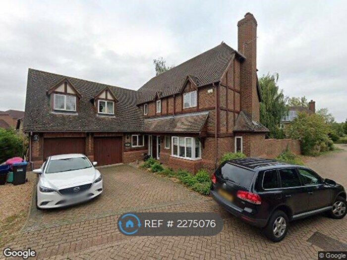 5 Bedroom Detached House To Rent In Luxborough Grove, Milton Keynes, MK4
