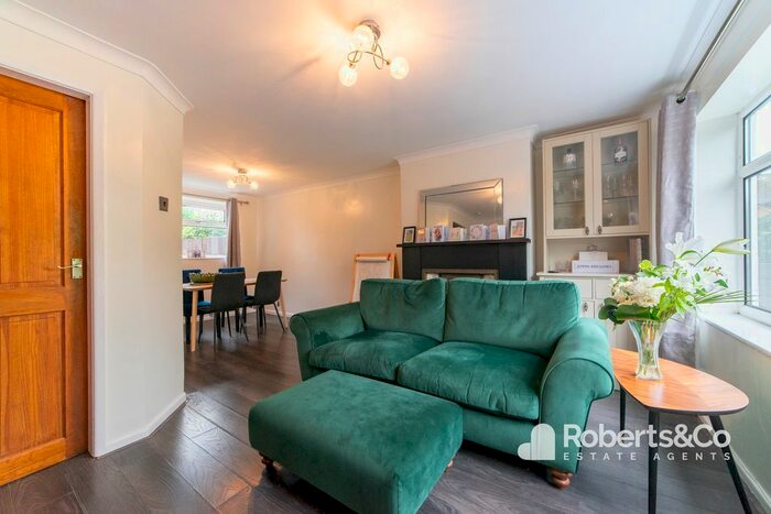 2 Bedroom Semi-Detached House For Sale In Parrock Close, Penwortham, Preston, PR1