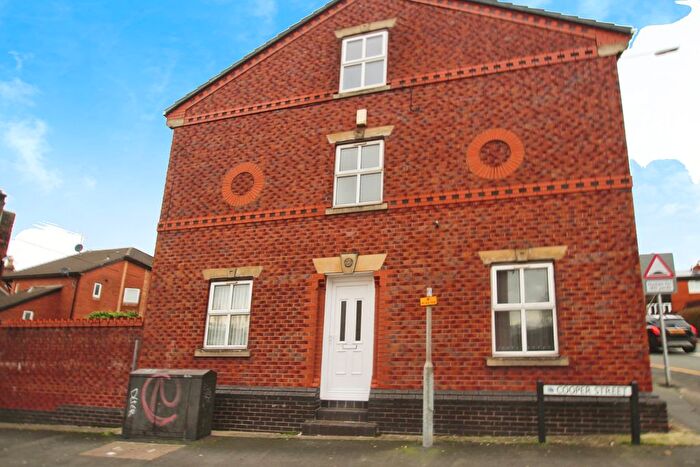 3 Bedroom End Of Terrace House To Rent In Cooper Street, St Helens, WA10