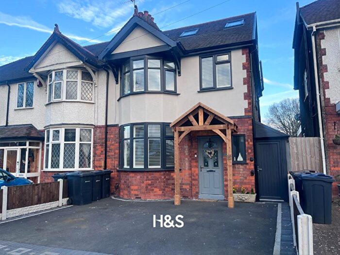 4 Bedroom House For Sale In Brandwood Road, Birmingham, B14
