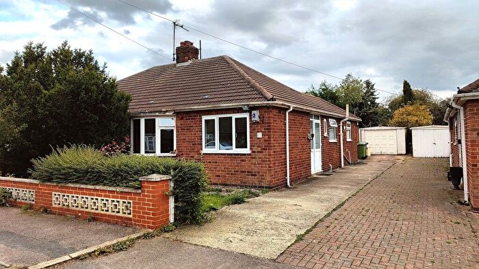 2 Bedroom Semi-Detached House To Rent In Oxford Street, Finedon, NN9