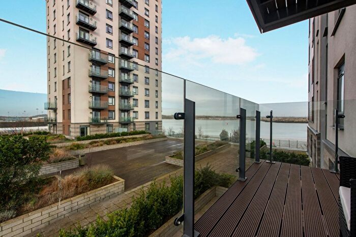 1 Bedroom Flat For Sale In The Peninsula, Pegasus Way, Gillingham, Kent, ME7