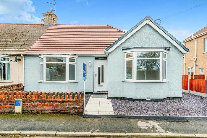 3 Bedroom Bungalow To Rent In Poplars Drive, Rhyl, Denbighshire LL18