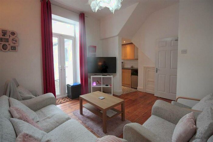 4 Bedroom Terraced House To Rent In Clayton Park Square, Newcastle Upon Tyne, NE2