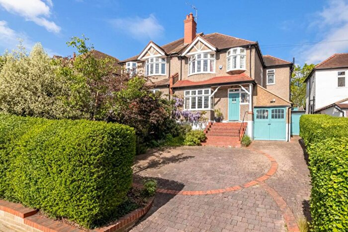 5 Bedroom Semi Detached House For Sale In Lovelace Road, Dulwich, SE21