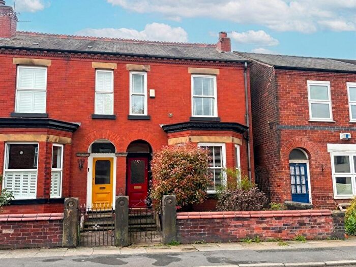 3 Bedroom End Of Terrace House For Sale In Moorside Road, Swinton, M27