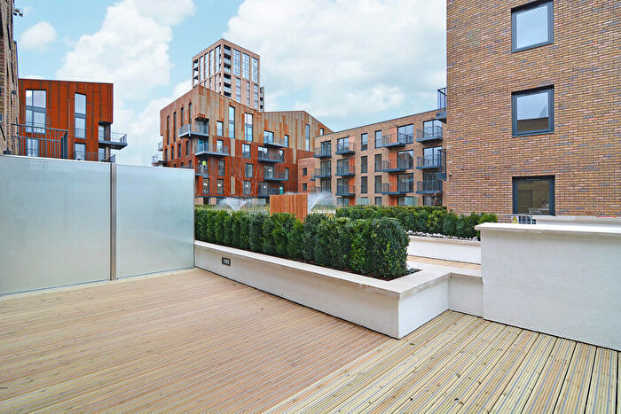 2 Bedroom Apartment For Sale In Marine Wharf, Canada Water, SE16