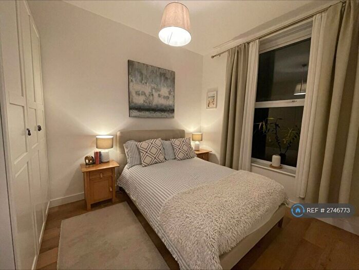 1 Bedroom Flat To Rent In Romford Road, London, E7
