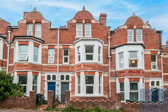 6 Bedroom Terraced House For Sale In Archibald Road, Exeter, EX1