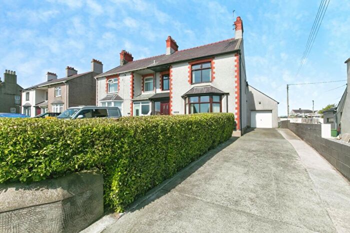 3 Bedroom Semi-Detached House For Sale In Station Road, Valley, Holyhead, Isle Of Anglesey, LL65