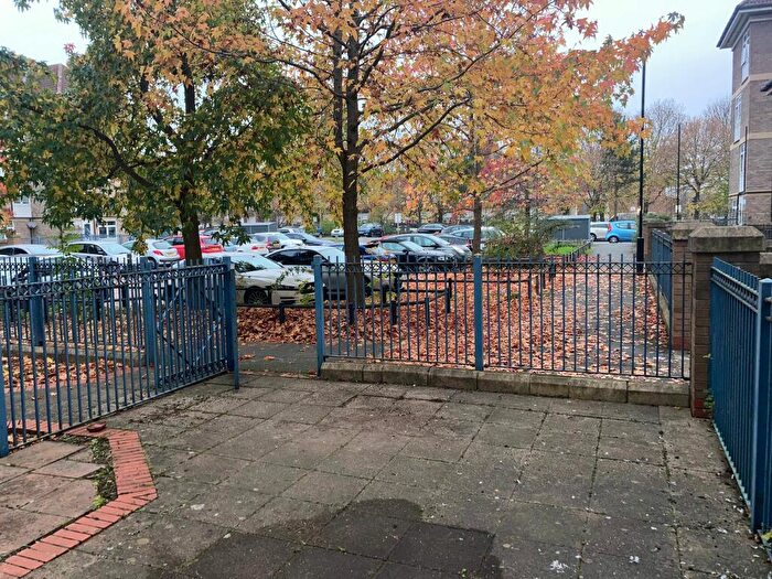 2 Bedroom Apartment To Rent In Kashmir Road, Leicester, LE1