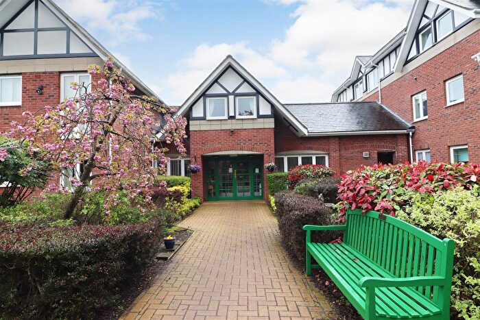 1 Bedroom Apartment For Sale In Barrow Lane, Hessle, HU13