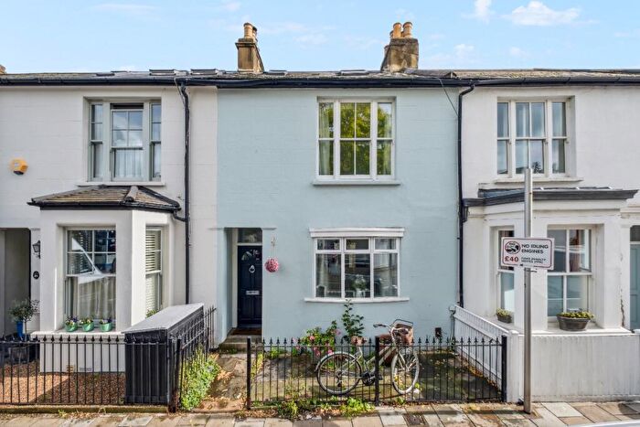 4 Bedroom Terraced House To Rent In White Hart Lane, SW13