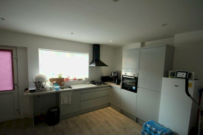 1 Bedroom Flat To Rent In Kate Street, Leicester, LE3