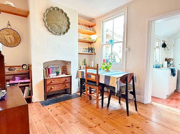 2 Bedroom Terraced House To Rent In York Street, Cambridge, CB1