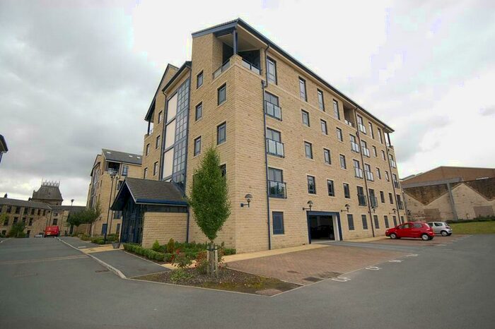 2 Bedroom Apartment To Rent In Apartment The Equilibrium, Plover Road, Lindley, HD3