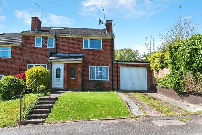 2 Bedroom End Terrace House For Sale In King Arthurs Road, Exeter, Devon, EX4