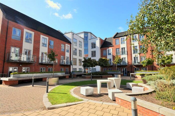 2 Bedroom Flat To Rent In Black Horse Lane, York, YO1