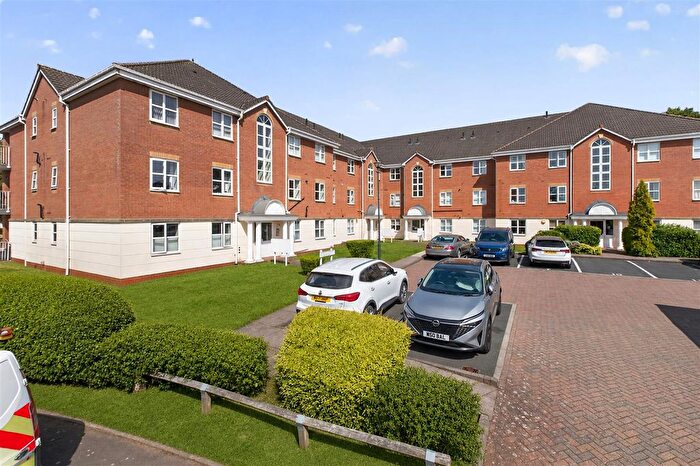 2 Bedroom Flat For Sale In Wyndley Close, Sutton Coldfield, B74