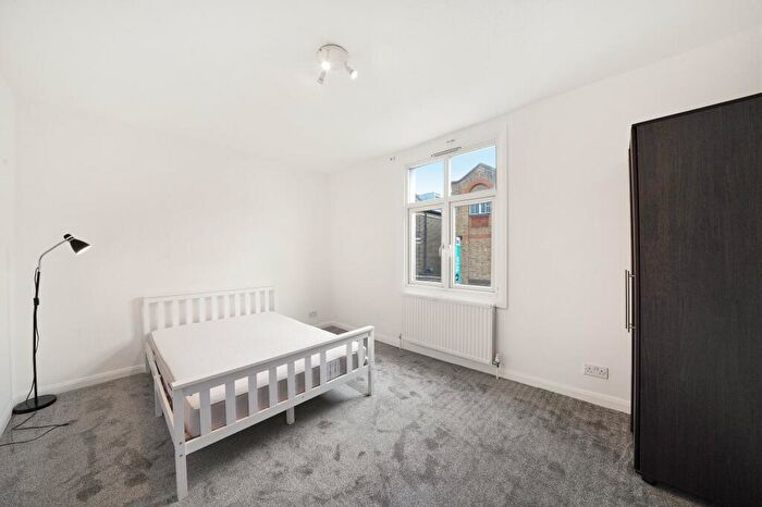 4 Bedroom Flat To Rent In Marlborough Road, Archway, N19