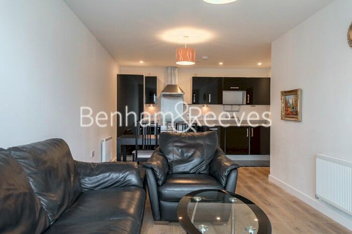 2 Bedroom Flat To Rent In City Peninsula, North Greenwich, SE10
