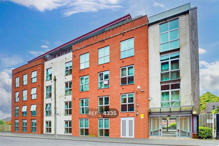 2 Bedroom Flat To Rent In Portland Square, Raleigh Street, Radford, Nottingham, NG7