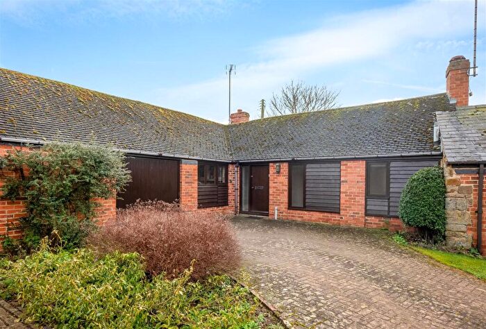 2 Bedroom House For Sale In Rectory Lane, Lower Brailes, Banbury, OX15