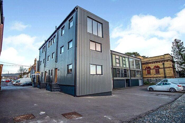 2 Bedroom End Of Terrace House To Rent In Forstal Road, Aylesford, Kent, ME20