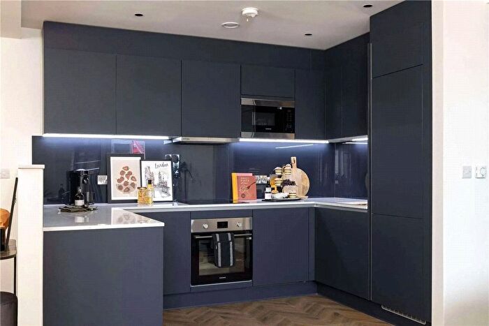 2 Bedroom Flat For Sale In Cerulean Quarter, Canning Town, E16