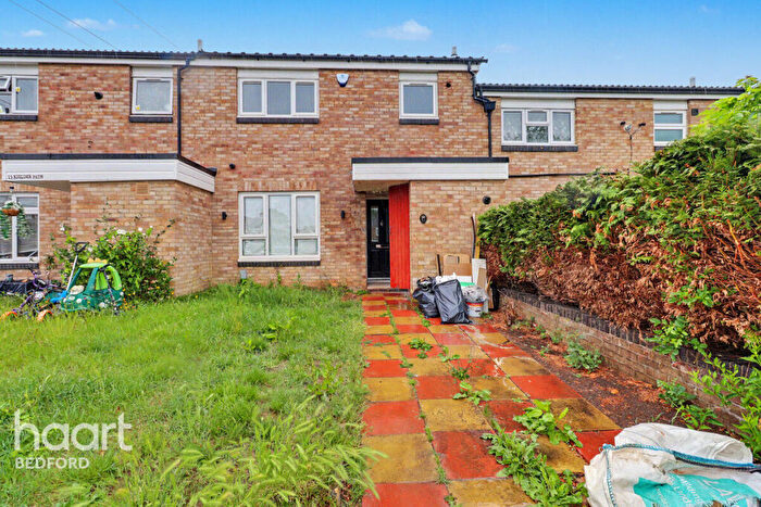 3 Bedroom Terraced House To Rent In Kielder Path, Bedford, MK41
