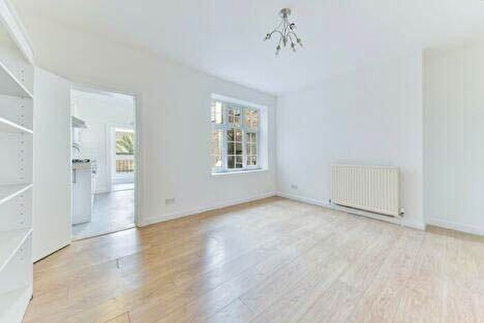 1 Bedroom Flat For Sale In Cannon Street Road, London, E1