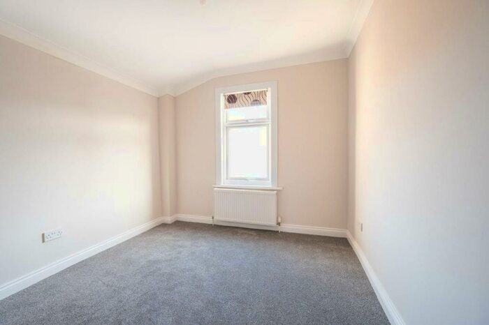 5 Bedroom House To Rent In Buxton Road, Walthamstow, London, E17