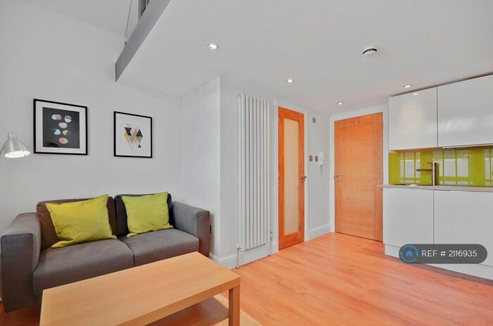 Studio To Rent In Ashbourne Road, Mitcham, CR4