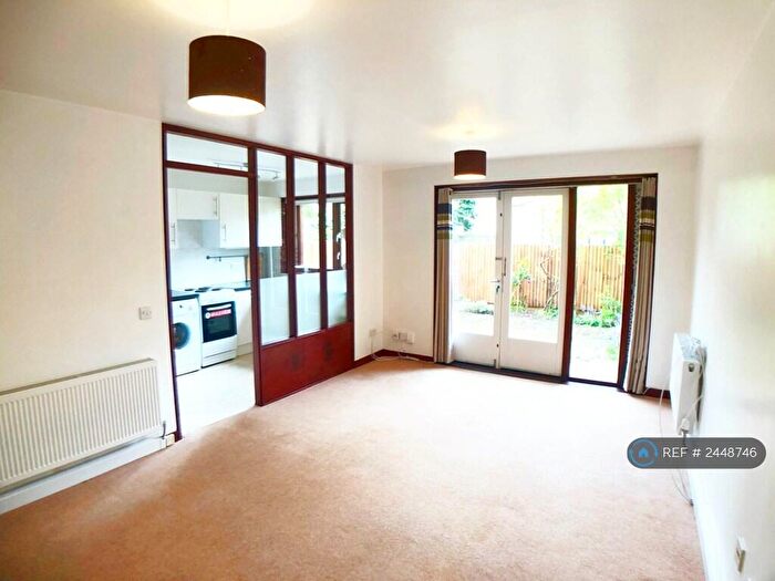 1 Bedroom Flat To Rent In Dartmouth Park Hill, London, N19