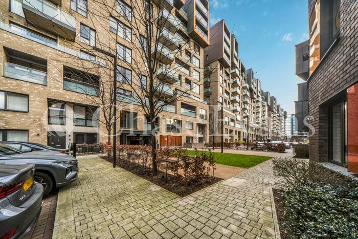 1 Bedroom Flat To Rent In Peartree Way, London, SE10