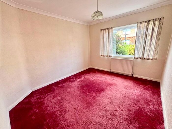2 Bedroom Flat For Sale In Sydney Grove, Sunholme Estate, Wallsend, NE28